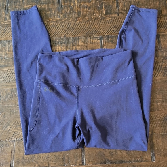 Women's Under Armor Fitted Activewear Legging/Tight Size Medium - Picture 1 of 8